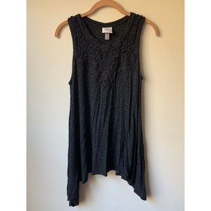 knox rose sleeveless black lace stripe top medium
